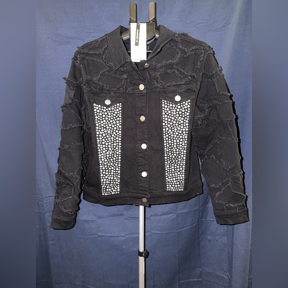 Cooper 9 Black Distressed Denim Jacket Studded Detail 🔥 read description please